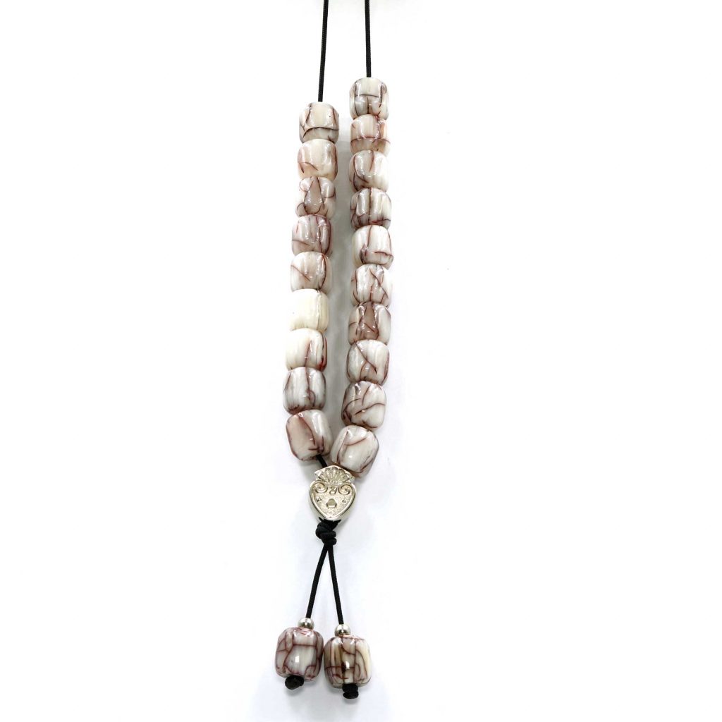2037  ACRYLIC WORRY BEADS
