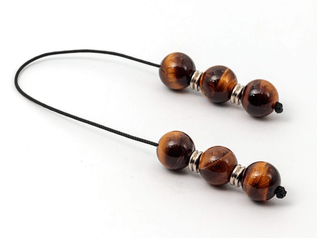 219Μ ΜΠΕΓΛΕΡΙ ΜΕ ΗΜΙΠΟΛΥΤΙΜΕΣ ΠΕΤΡΕΣ